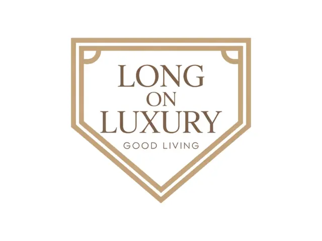 Long On Luxury logo design, concept 101